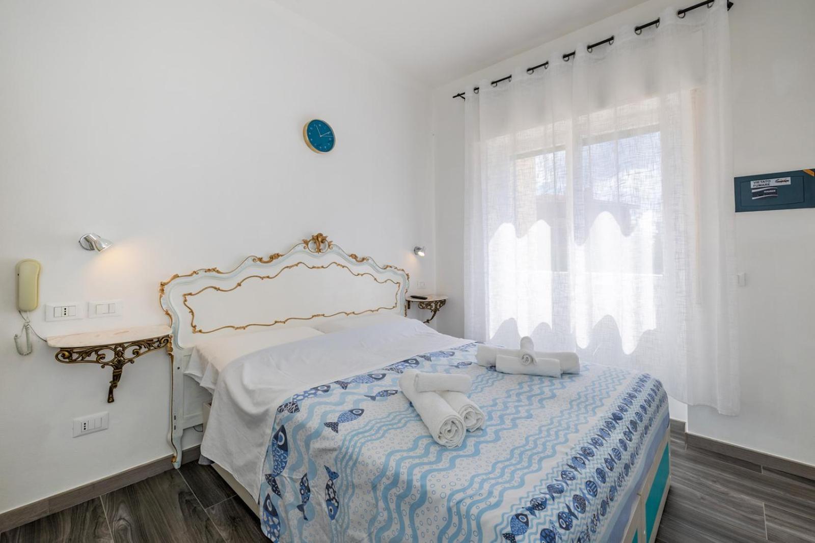B&B Oasi Finale Ligure Exteriér fotografie